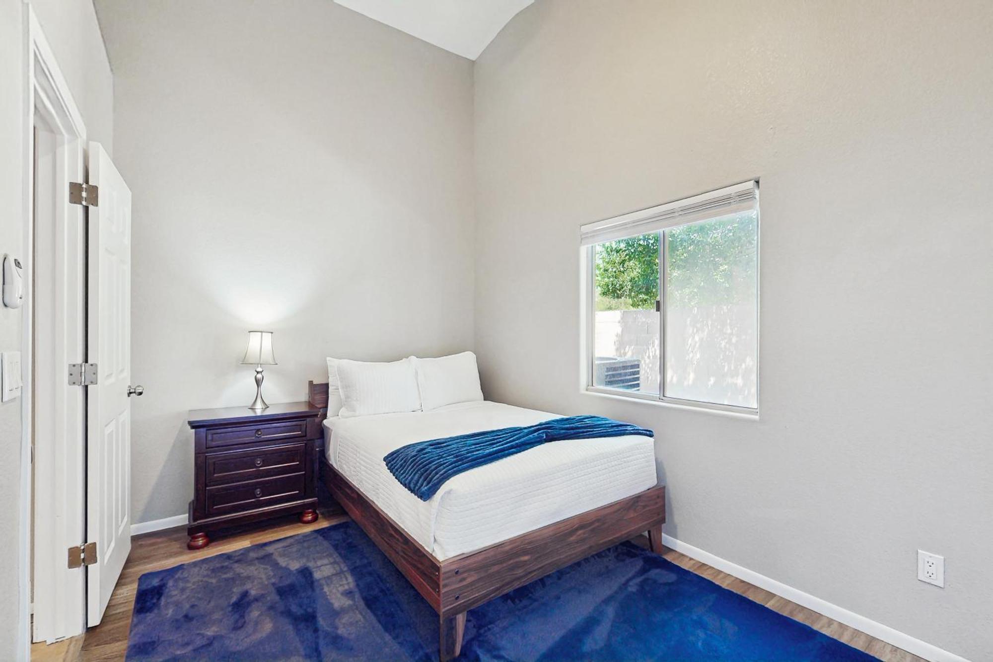 The Sunlit Sanctuary Holiday home Phoenix