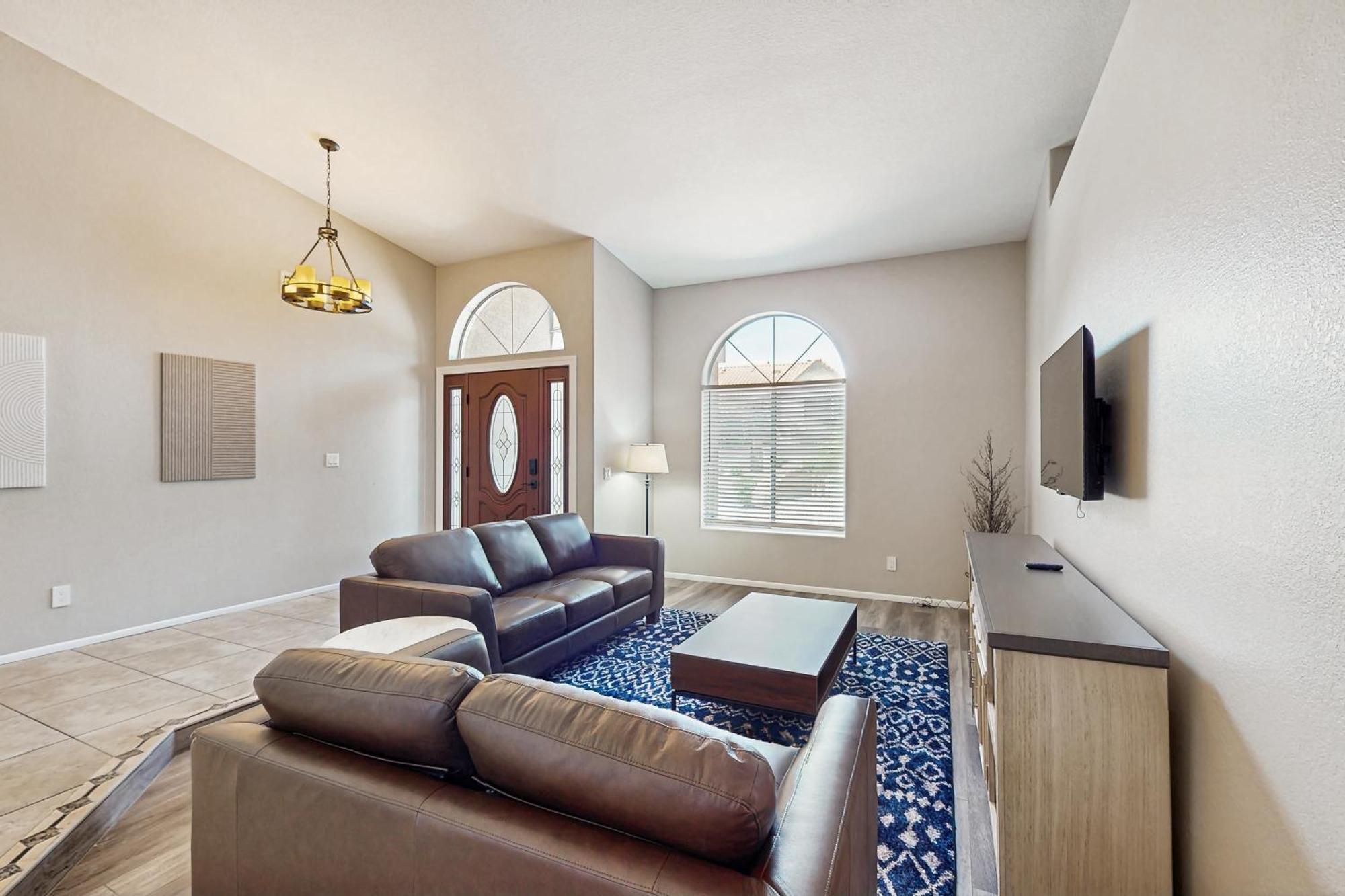 The Sunlit Sanctuary Holiday home